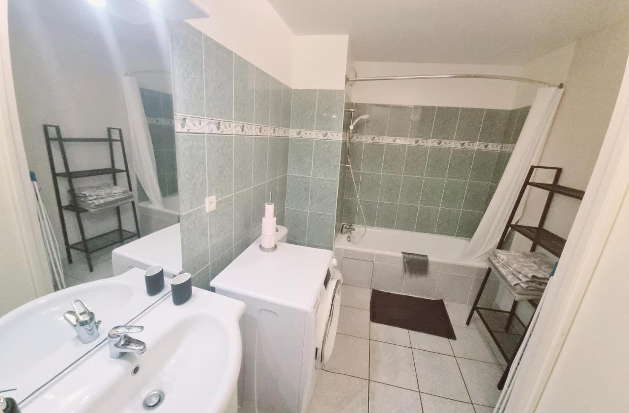 Beaune Appartement Avec Parking Et Wifi Gratuit Beaune (Cote d'Or) Exterior foto